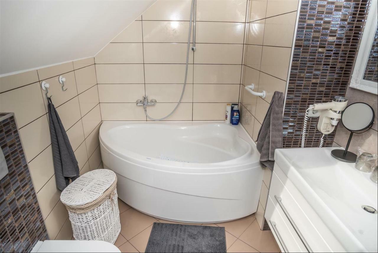 Apartman Hubertus 5* Vagovina Εξωτερικό φωτογραφία