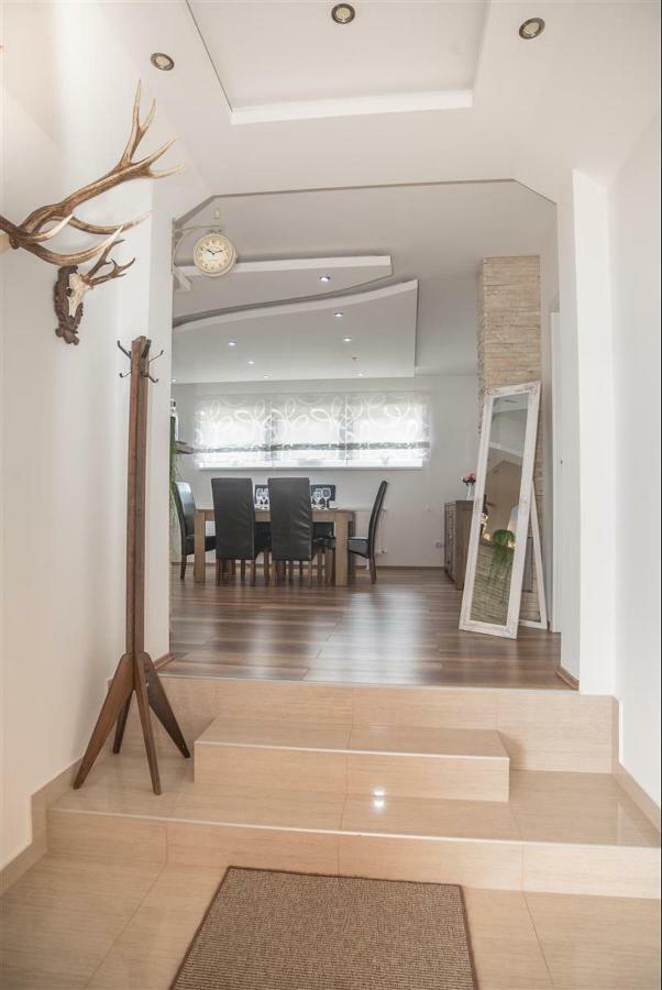 Apartman Hubertus 5* Vagovina Εξωτερικό φωτογραφία